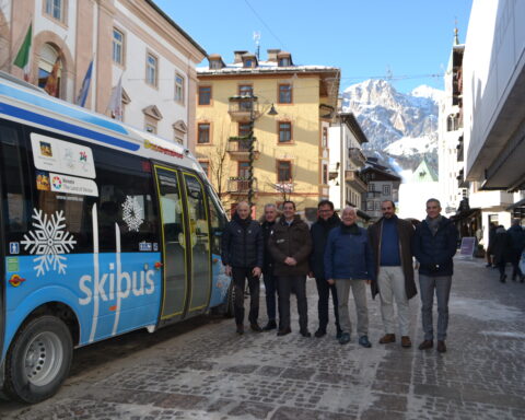 Dolomiti Bus